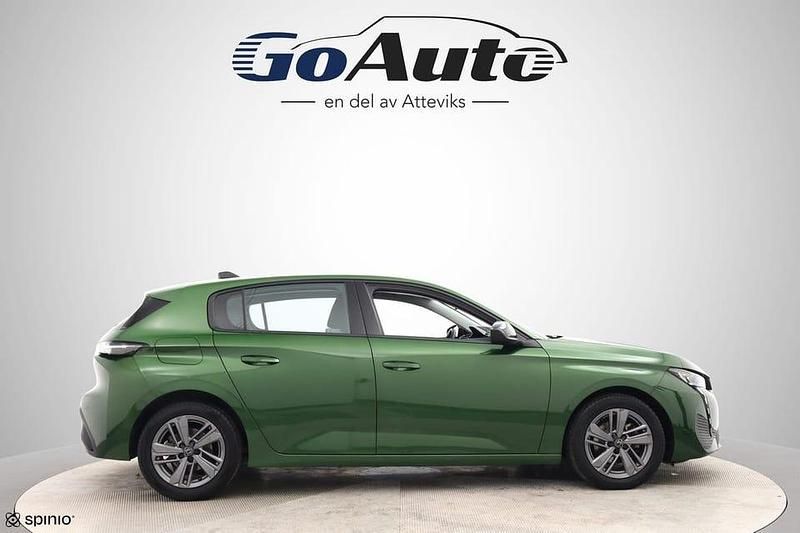 Begagnad Peugeot 308 Active 112 HK (82 kW) 2022 Grön Halvkombi