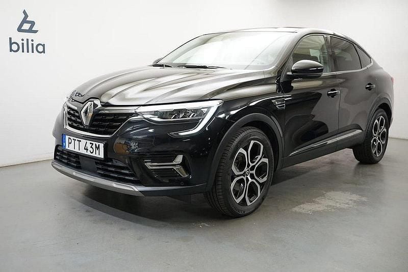 Svart Begagnad 2022 Renault Arkana Intens SUV | 219 900 kr (Marknadspris) - Bild 1/4