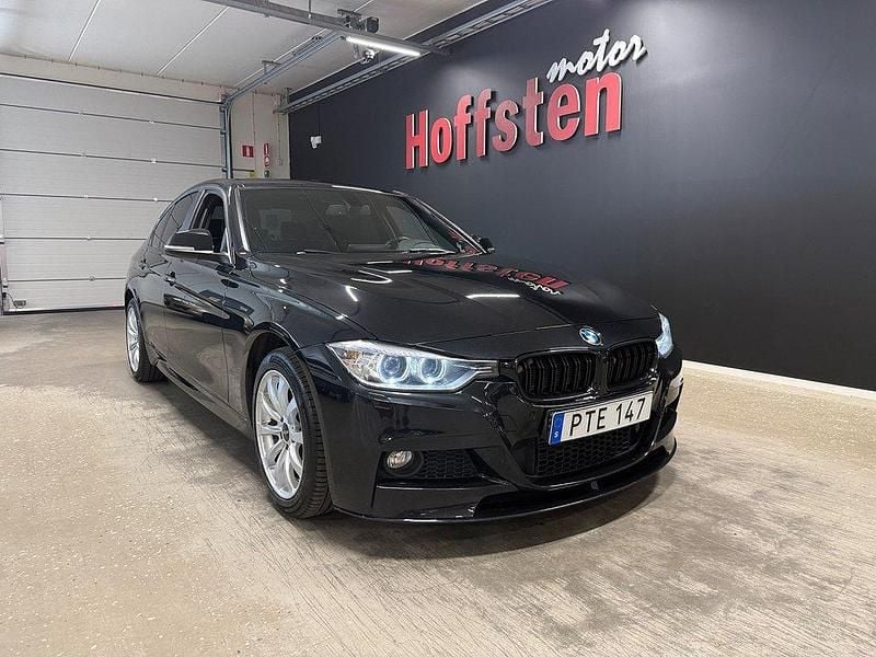 Svart Begagnad 2014 BMW 328 M Sport Sedan | 219 900 kr (Lite dyr) - Bild 1/4