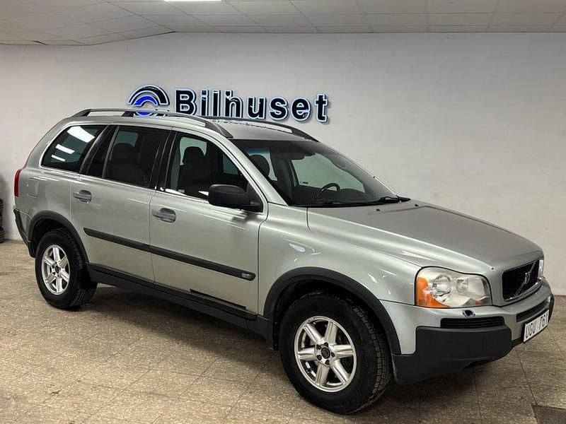 Grön Begagnad 2004 Volvo XC90 Standard SUV | 39 900 kr (Marknadspris) - Bild 1/4