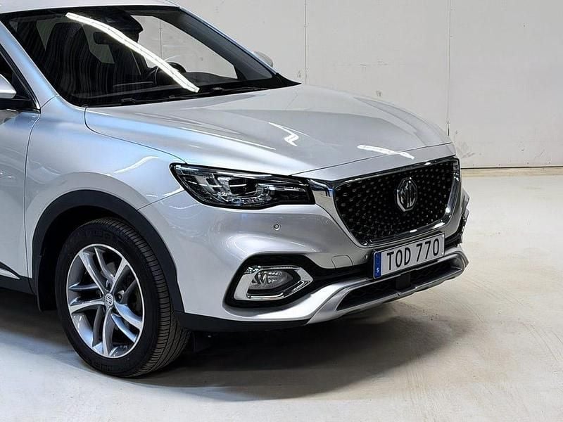 Begagnad MG HS Luxury 258 HK (189 kW) 2021 Grå metallic SUV