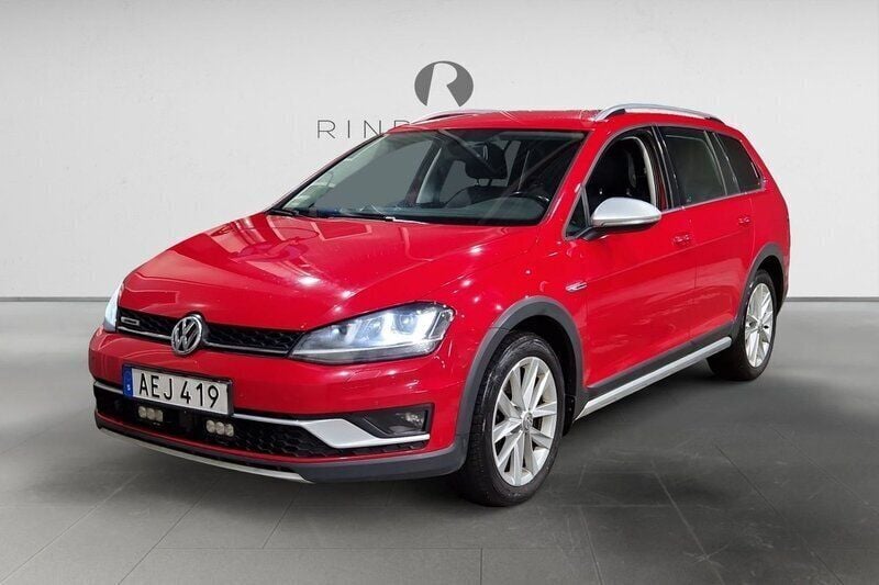 Röd Begagnad 2016 VW Golf Alltrack Kombi | 139 900 kr (Bra pris) - Bild 1/3