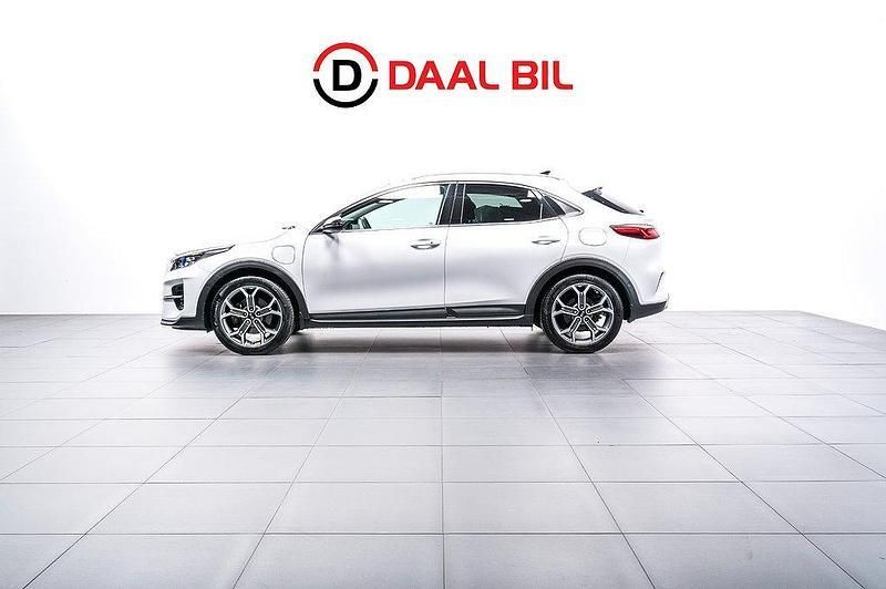 Vit Begagnad 2020 Kia XCeed 2 SUV | 234 700 kr (Marknadspris) - Bild 1/4