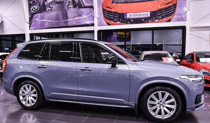 Begagnad Volvo XC90 R-Design 303 HK (222 kW) 2019 Grå SUV