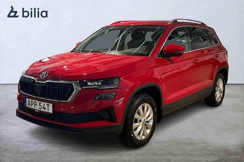 Begagnad Skoda Karoq 2023 Röd SUV