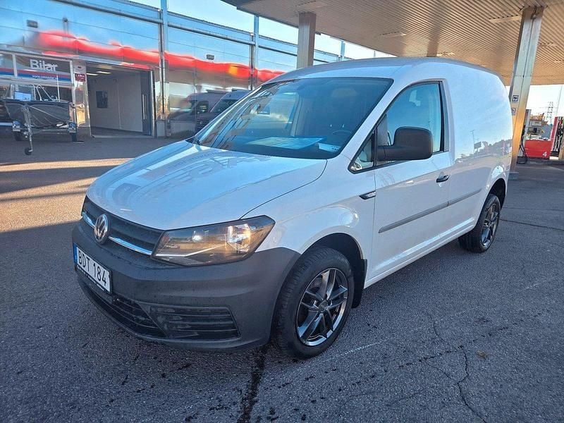 Vit Begagnad 2018 VW Caddy Minibuss | 218 500 kr (Marknadspris) - Bild 1/4