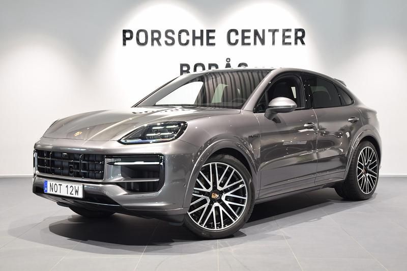 Mörkgrå (grey) Ny 2025 Porsche Cayenne SUV | 1 590 100 kr (Lite dyr) - Bild 1/4