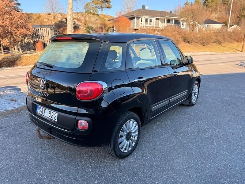 Begagnad Fiat 500L Pop Star 105 HK (77 kW) 2013 Svart Minibuss
