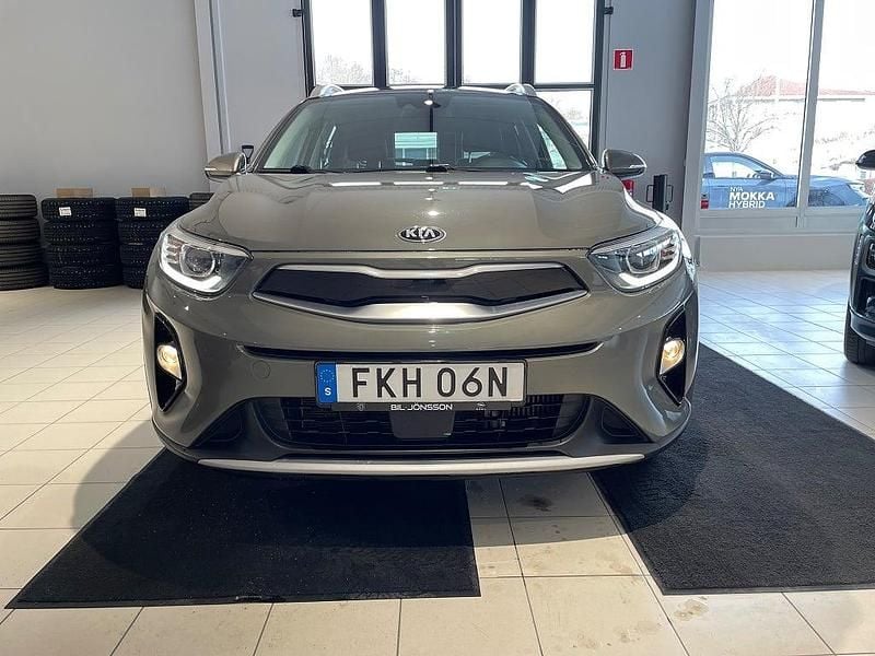 Begagnad Kia Stonic Advance 120 HK (88 kW) 2020 Grön SUV