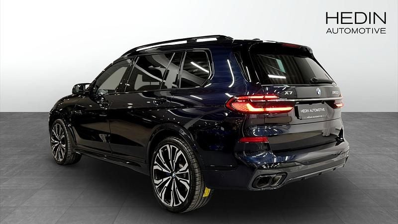 Begagnad BMW X7 M Sport 530 HK (389 kW) 2023 Svart SUV