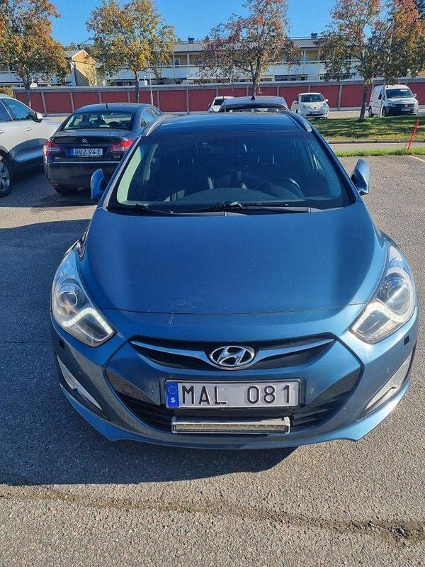 Begagnad 2012 Hyundai i40 Kombi | 80 000 kr - Bild 1/4