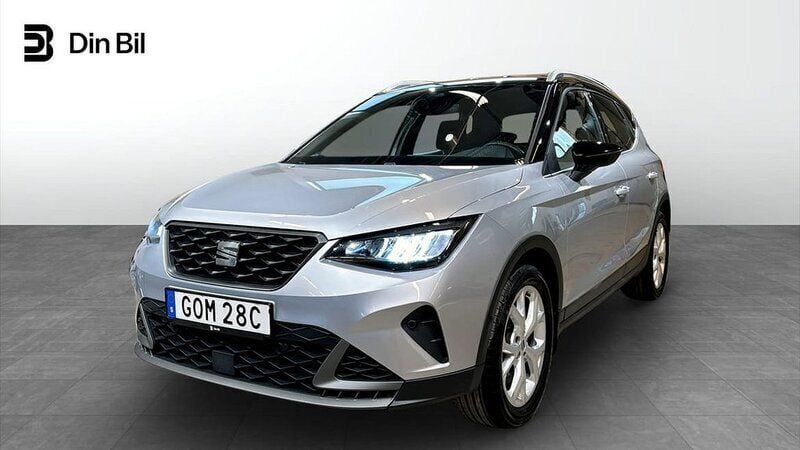 Silver Begagnad 2022 Seat Arona FR SUV | 194 900 kr (Marknadspris) - Bild 1/4