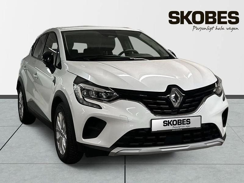 Vit Begagnad 2022 Renault Captur Zen SUV | 229 900 kr (Lite dyr) - Bild 1/3