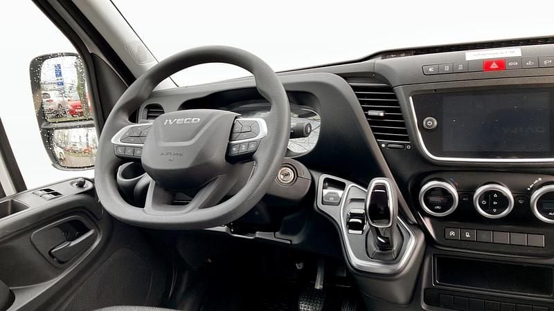 Ny Iveco Daily 156 HK (114 kW) 2025