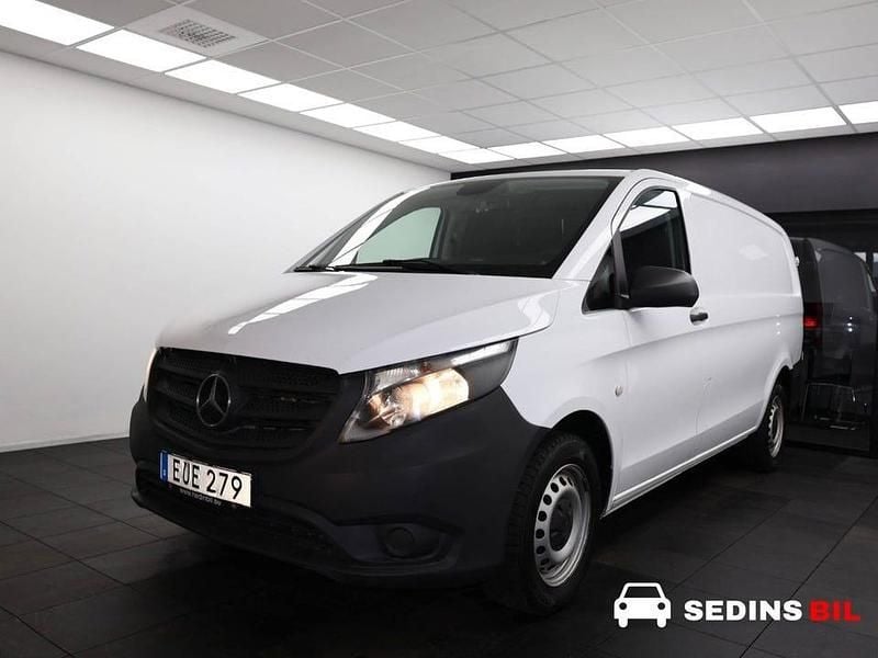 Vit Begagnad 2017 Mercedes Vito Van | 129 900 kr (Superpris) - Bild 1/4
