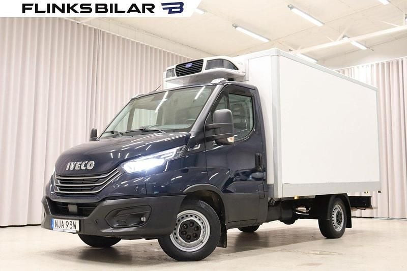 Vit Begagnad 2023 Iveco Daily Van | 399 900 kr (Marknadspris) - Bild 1/4