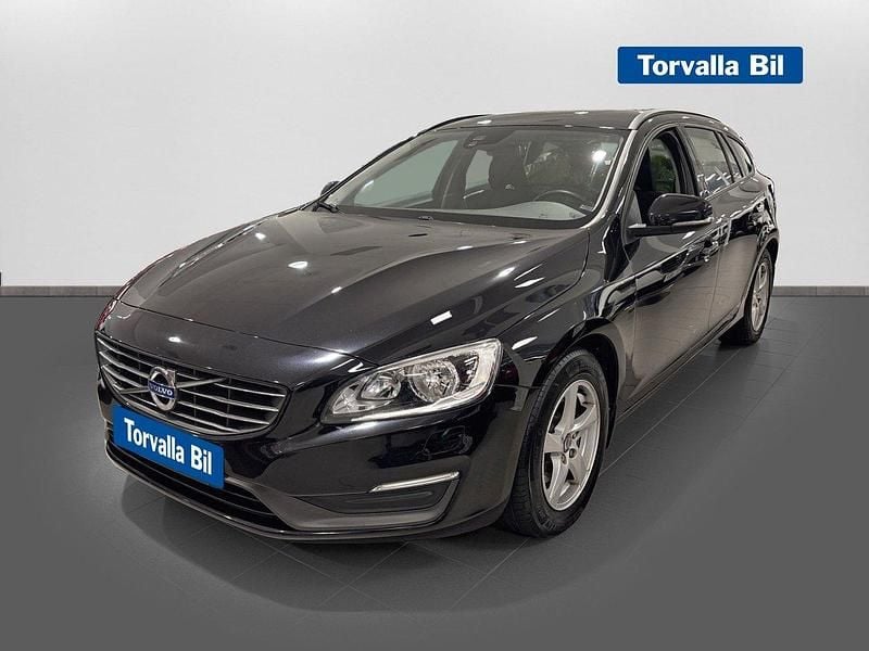 Svart Begagnad 2014 Volvo V60 Kinetic Kombi | 134 900 kr (Marknadspris) - Bild 1/4