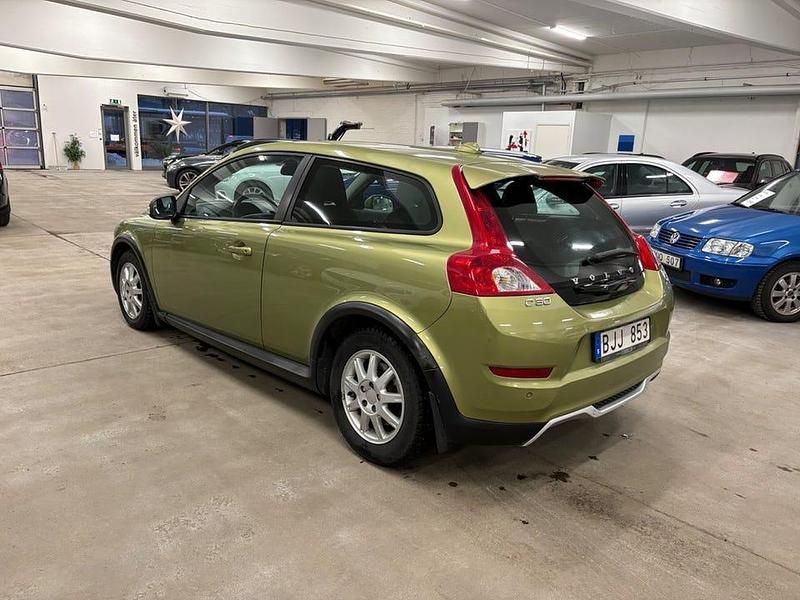 Begagnad Volvo C30 Momentum 109 HK (80 kW) 2010 Grön Halvkombi