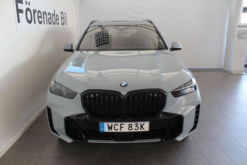 Ny BMW X5 M Sport 286 HK (210 kW) 2025 Grå SUV