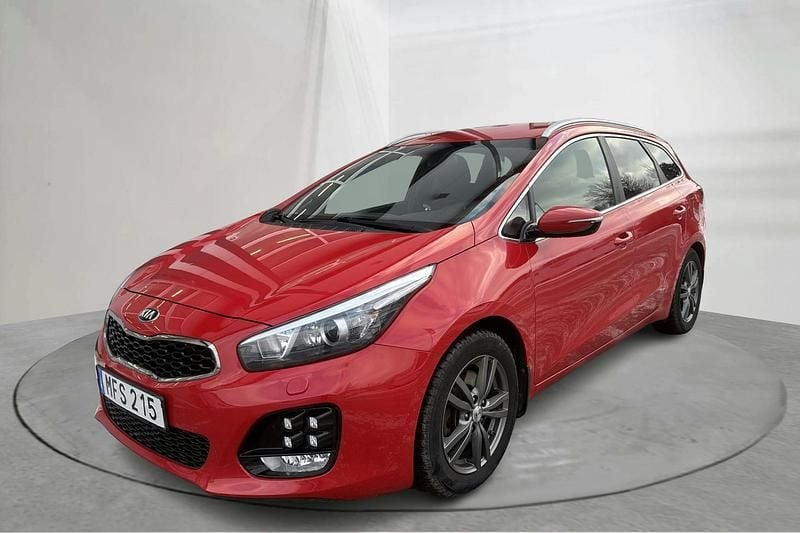 Röd Begagnad 2016 Kia Ceed Sportswagon GT-Line Kombi | 114 000 kr (Bra pris) - Bild 1/4
