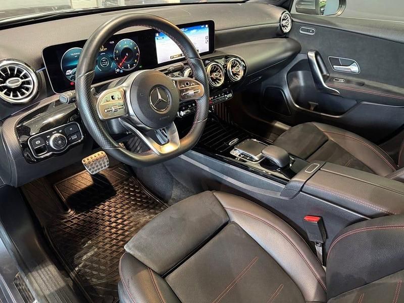 Begagnad Mercedes A200 AMG 163 HK (119 kW) 2018 Mörkgrå Halvkombi