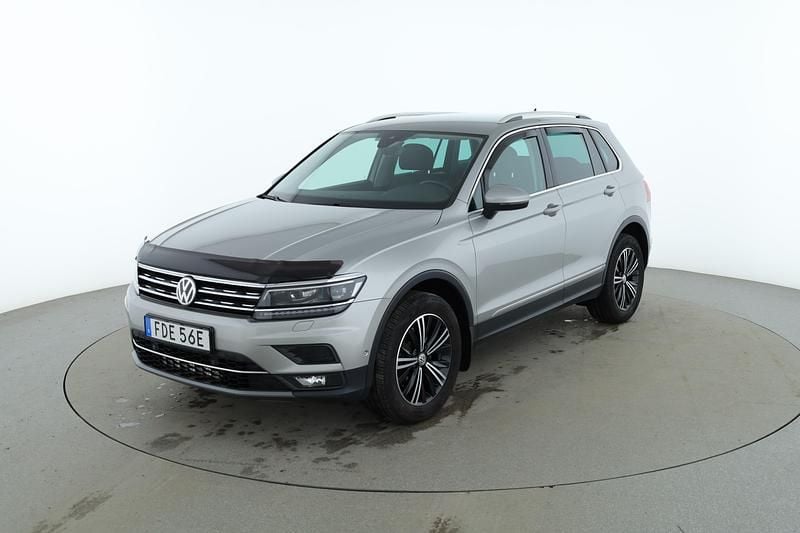 Silver Begagnad 2019 VW Tiguan GT SUV | 284 000 kr (Bra pris) - Bild 1/4