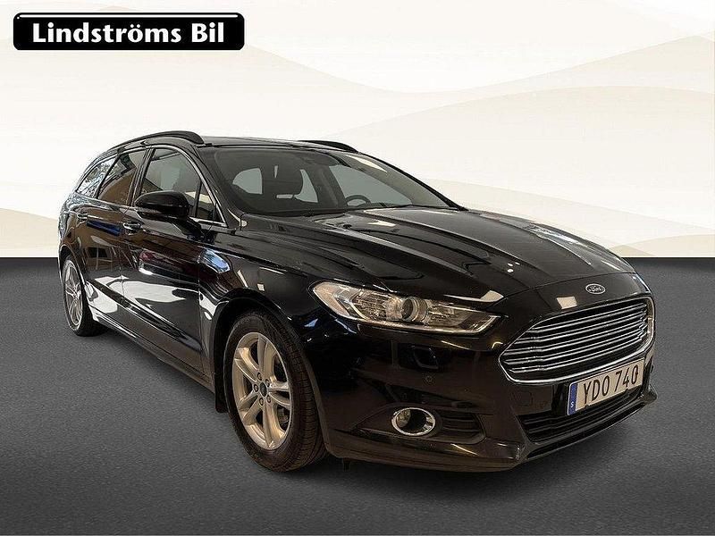 Svart Begagnad 2016 Ford Mondeo Trend Kombi | 129 900 kr (Marknadspris) - Bild 1/2