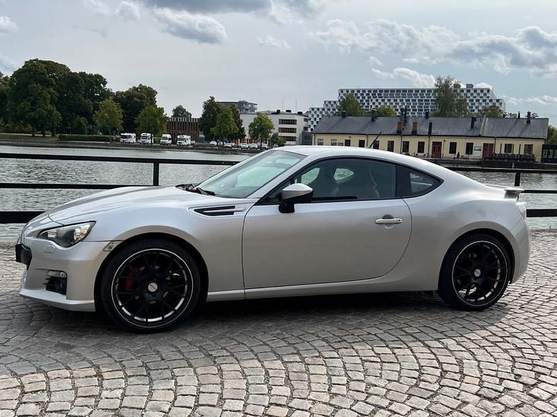 Begagnad 2012 Subaru BRZ Sportkupé | 100 000 kr - Bild 1/4
