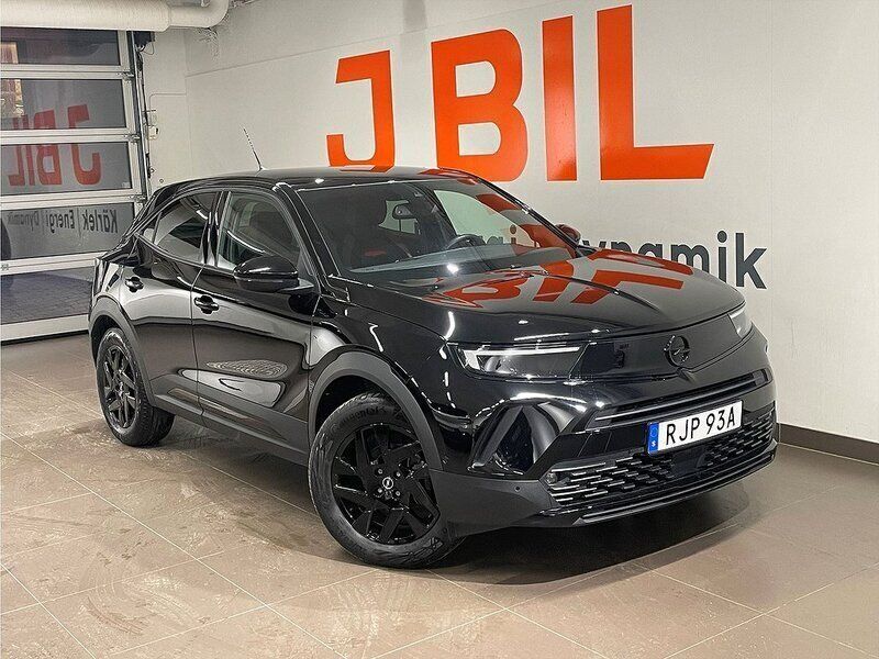 Svart Begagnad 2023 Opel Mokka GS Line SUV | 219 900 kr (Bra pris) - Bild 1/4