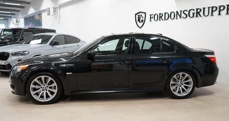 Begagnad BMW M5 507 HK (372 kW) 2006 Svart Sedan