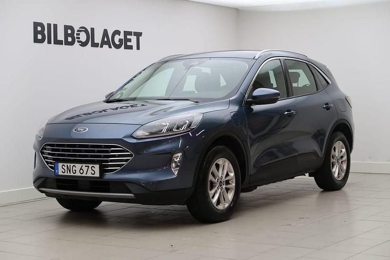 Blå Begagnad 2022 Ford Kuga Titanium SUV | 269 800 kr (Marknadspris) - Bild 1/4
