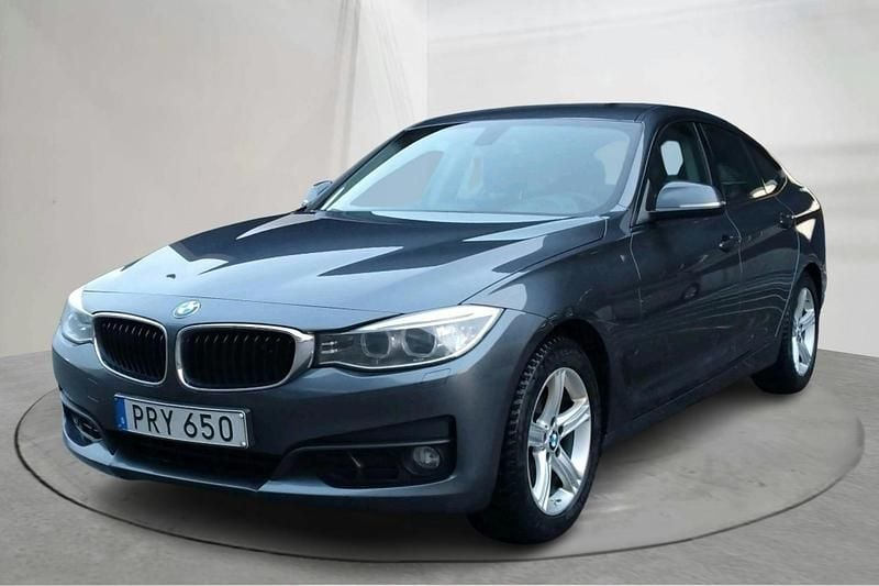Grå Begagnad 2014 BMW 320 Gran Turismo Advantage | 104 500 kr (Dyr) - Bild 1/4