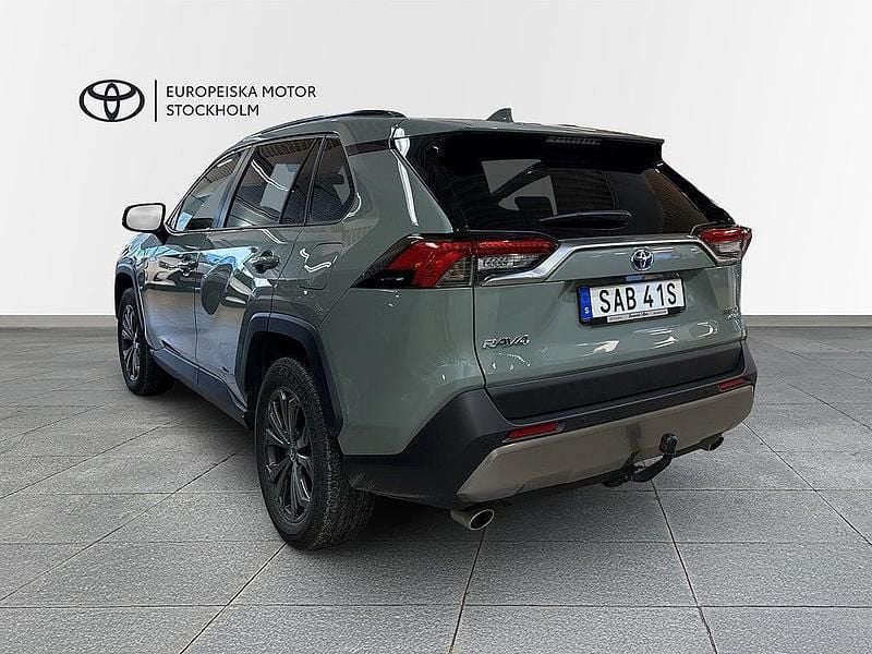 Begagnad Toyota RAV4 Hybrid Executive 222 HK (163 kW) 2024 Grön SUV