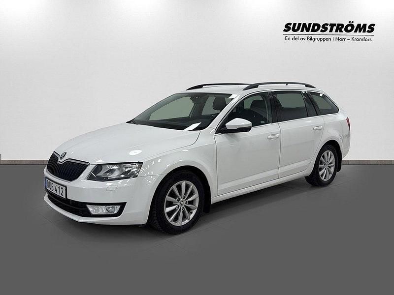 Vit Begagnad 2015 Skoda Octavia Ambition Kombi | 129 900 kr (Dyr) - Bild 1/4
