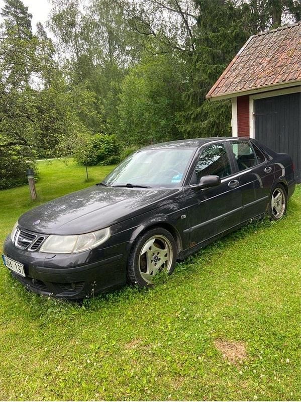 Svart Begagnad 2004 Saab 9-5 Aero Sedan | 4 000 kr - Bild 1/4