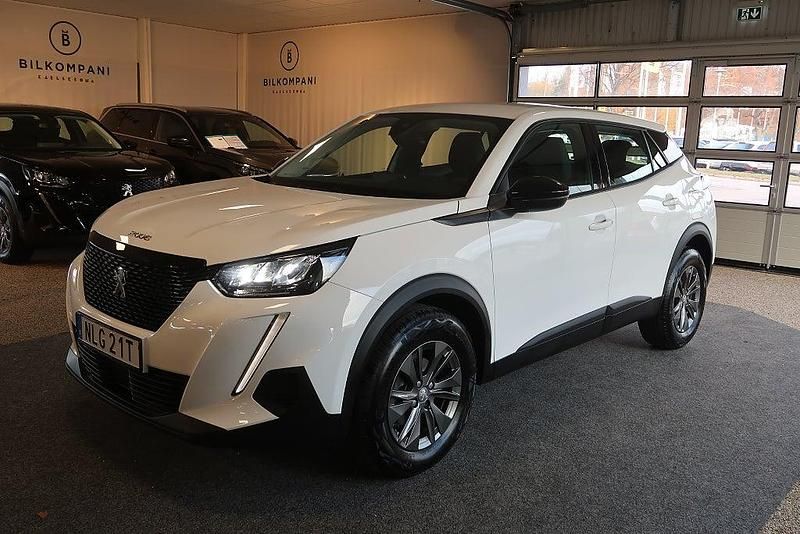Vit Begagnad 2022 Peugeot 2008 Active SUV | 194 800 kr (Marknadspris) - Bild 1/4