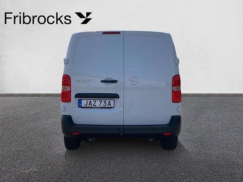 Begagnad Opel Vivaro 145 HK (106 kW) 2024 Vit Minibuss