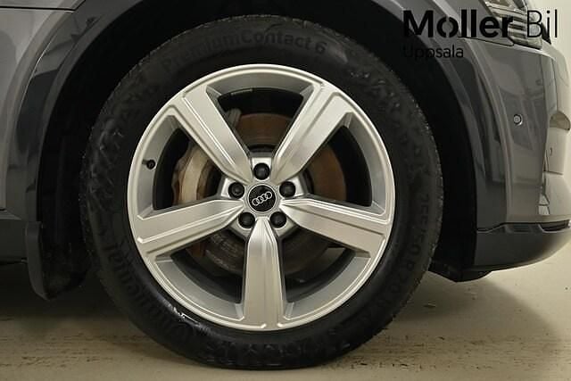 Begagnad Audi e-tron Proline 300 kW (408 HK) 2021 Tyfongrå metallic SUV