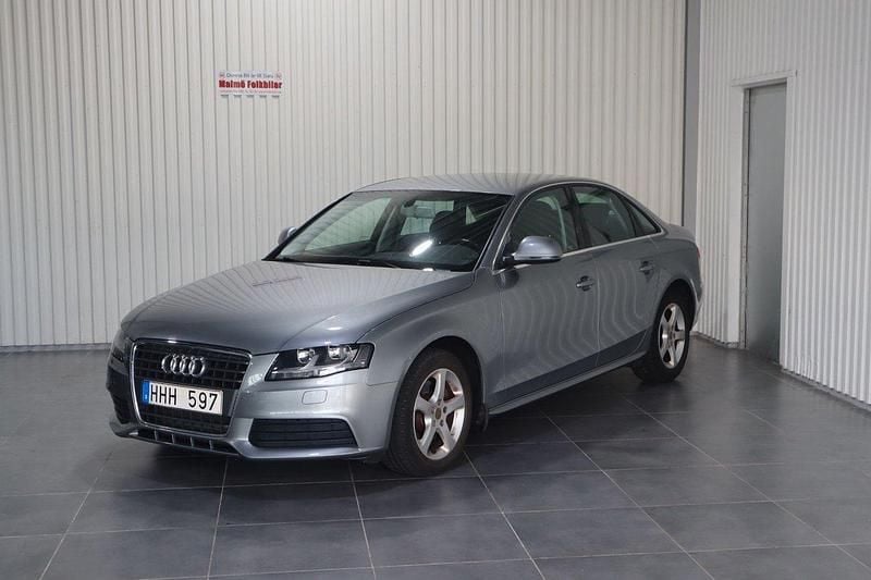 Mörkgrå Begagnad 2008 Audi A4 Sedan | 79 900 kr (Marknadspris) - Bild 1/4