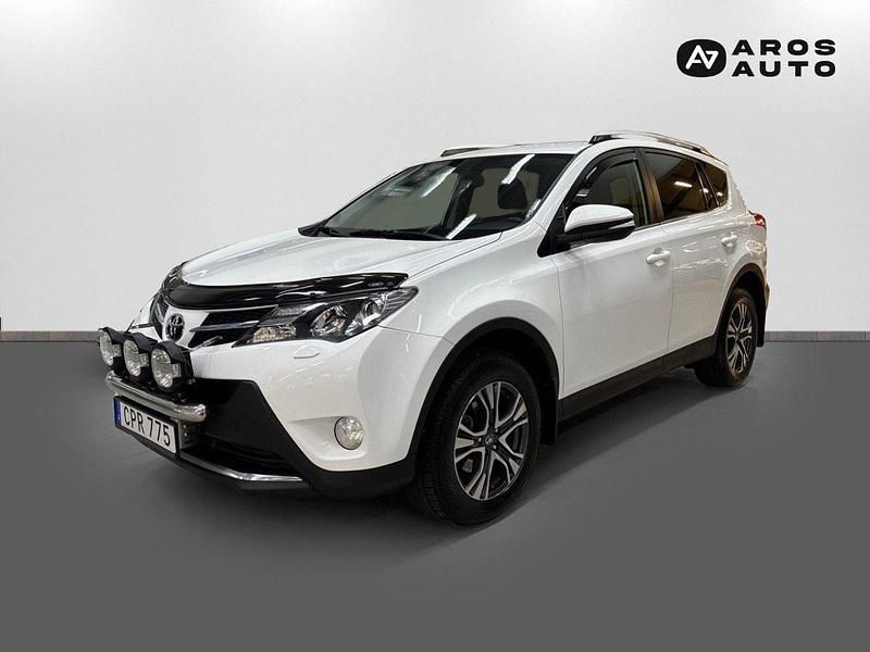 Vit Begagnad 2014 Toyota RAV4 Active SUV | 164 000 kr (Marknadspris) - Bild 1/4