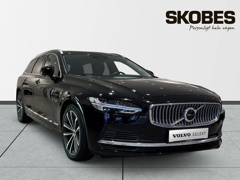 Svart Begagnad 2021 Volvo V90 Inscription Kombi | 349 900 kr (Lite dyr) - Bild 1/3