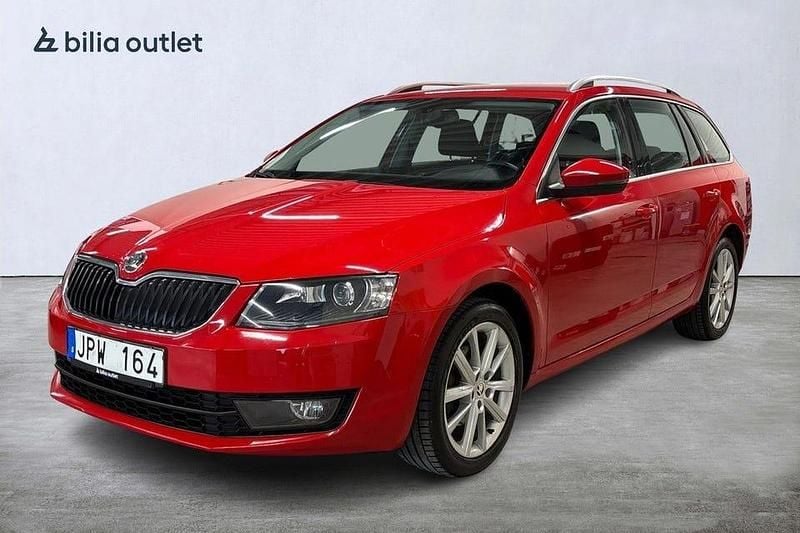 Röd Begagnad 2013 Skoda Octavia Elegance Kombi | 119 800 kr (Lite dyr) - Bild 1/4