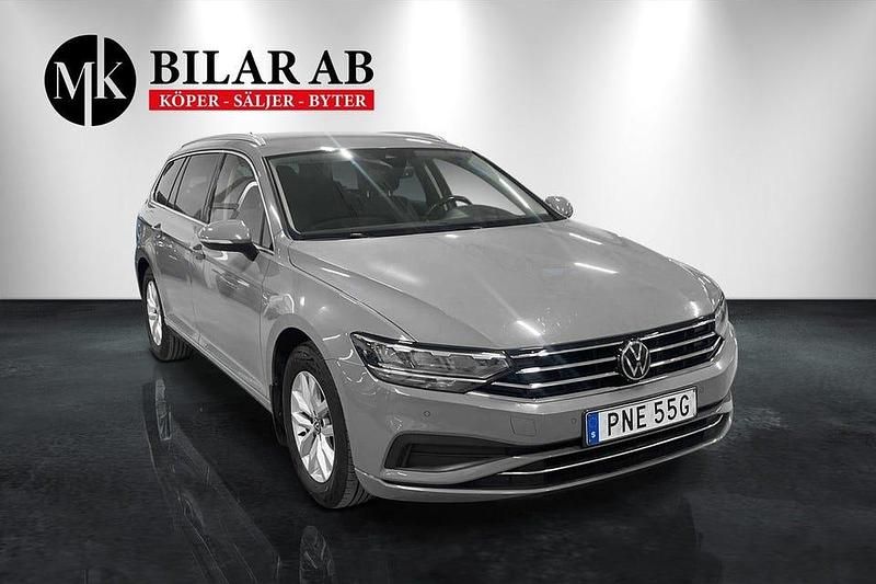 Begagnad VW Passat 150 HK (110 kW) 2022 Grå Kombi