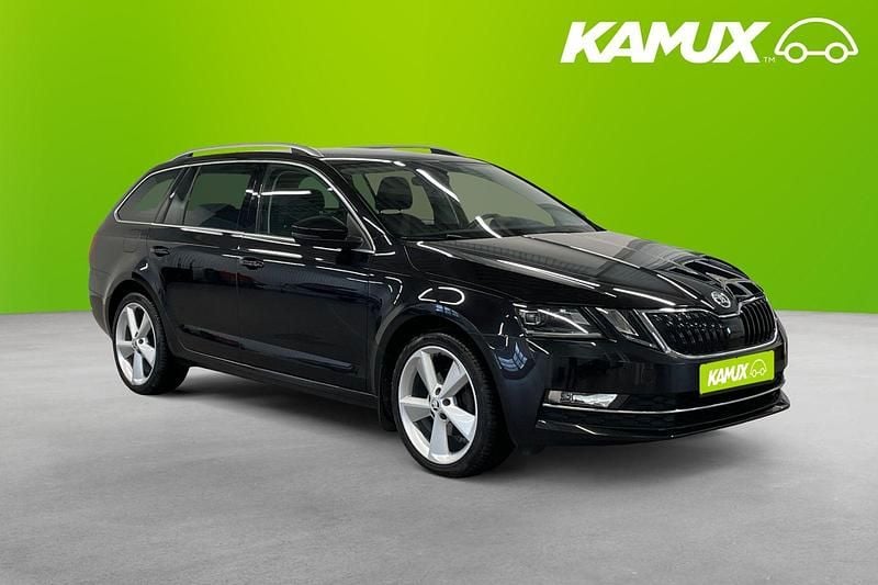 Svart Begagnad 2020 Skoda Octavia Kombi | 188 800 kr (Marknadspris) - Bild 1/4