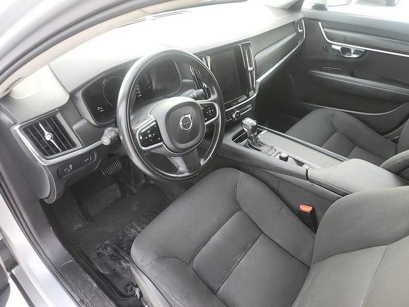 Begagnad Volvo V90 Kinetic 150 HK (110 kW) 2018 Silver Kombi