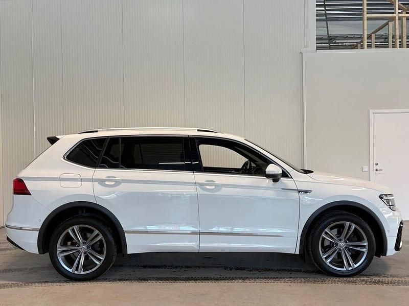 Begagnad VW Tiguan Allspace R-line 190 HK (139 kW) 2019 Vit SUV