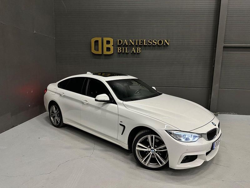 Vit Begagnad 2015 BMW 428 Gran Coupé M Sport Sportkupé | 174 800 kr (Bra pris) - Bild 1/4