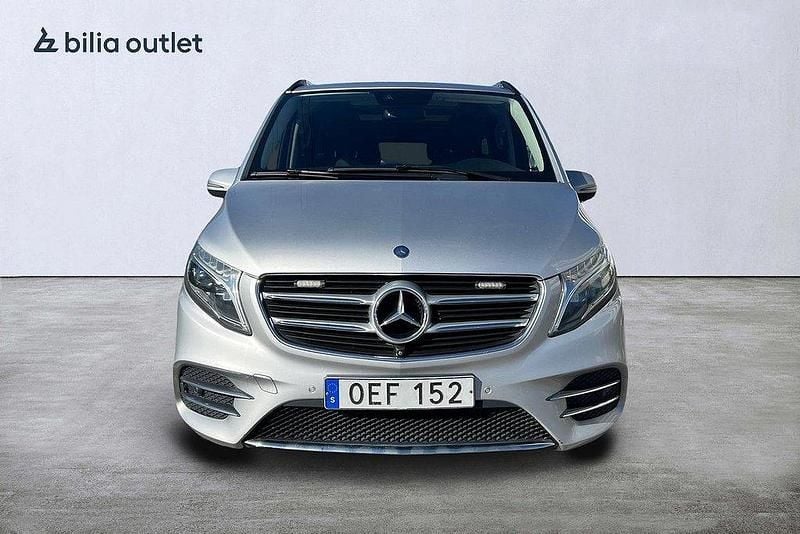 Begagnad Mercedes V250 2016 Silver Minibuss