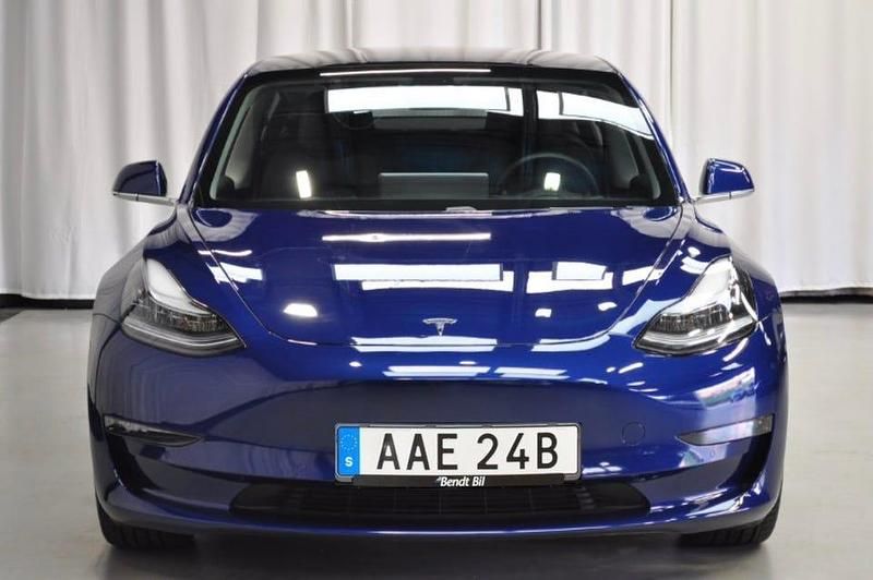 Begagnad Tesla Model 3 Long Range AWD 366 kW (498 HK) 2019 Sedan