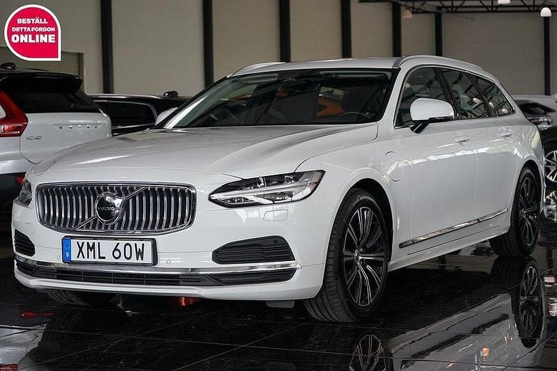 Vit Begagnad 2021 Volvo V90 Inscription Kombi | 374 500 kr (Marknadspris) - Bild 1/4